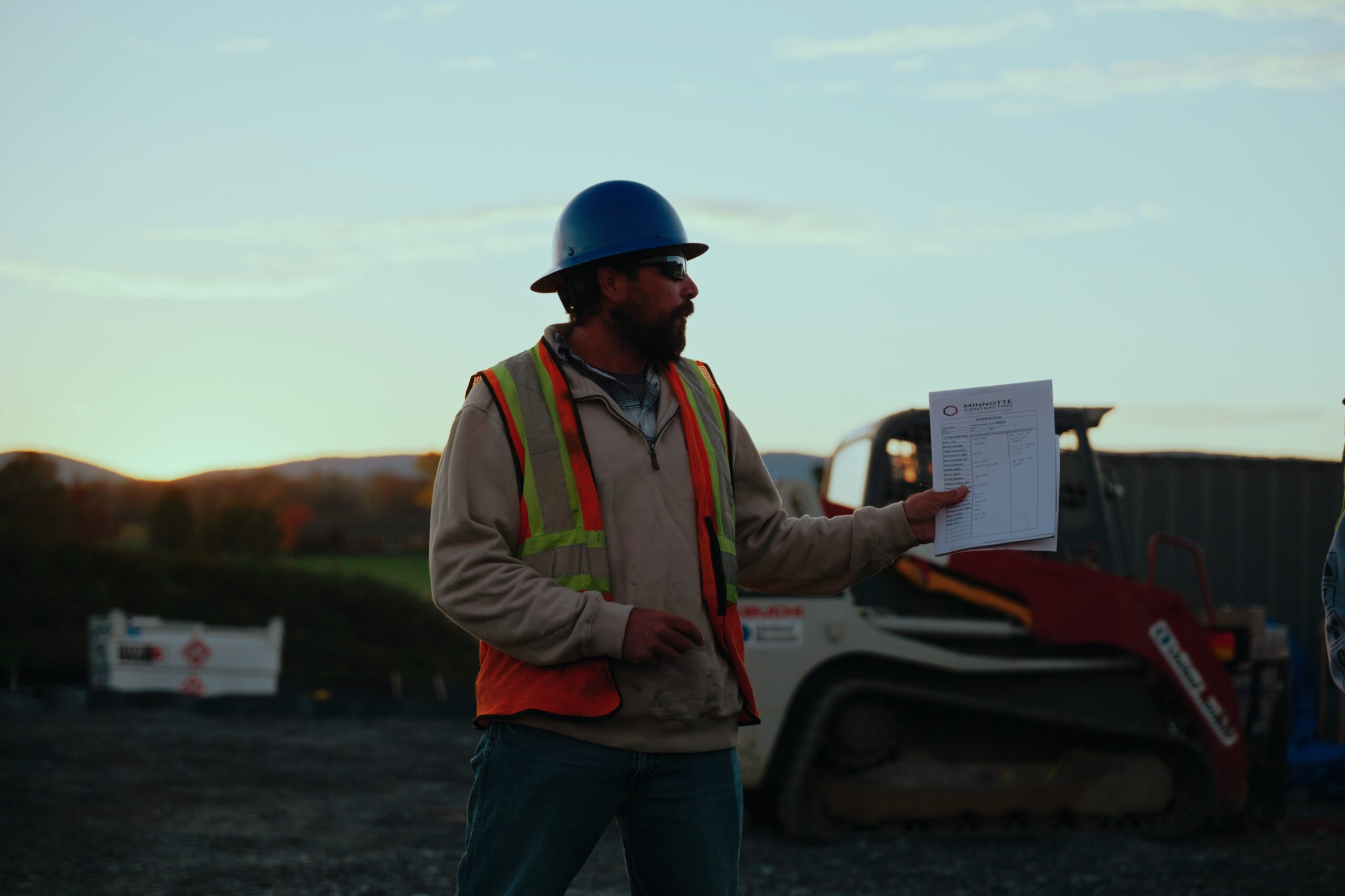 United Renewable Energy® and Headwater Energy Partner to Deliver Over 95 Acres of Solar Energy to North Carolina